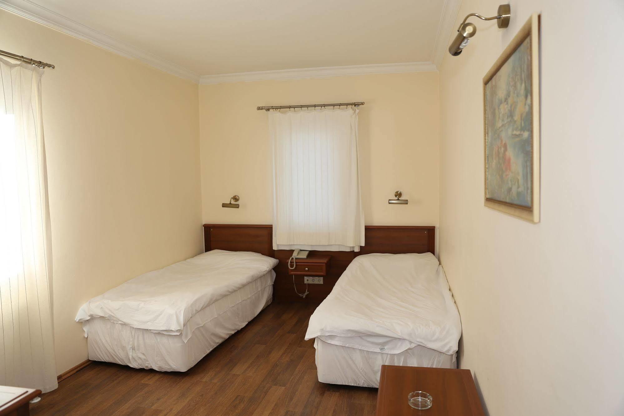 Seckin Konaklar Bodrum Luaran gambar